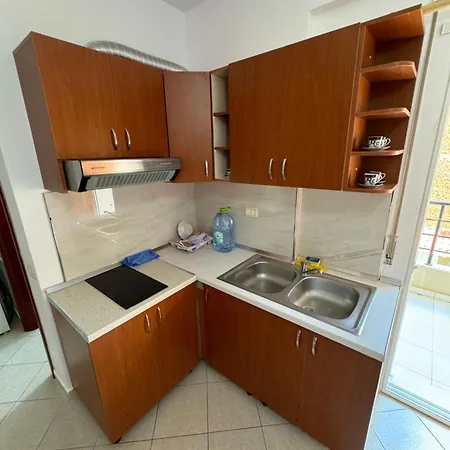 Ridi Apartament's アパート *