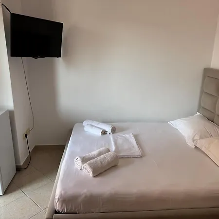 アパート Ridi Apartament's Vlorë
